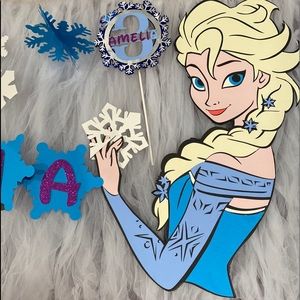 Birthday/Frozen theme party decoration.